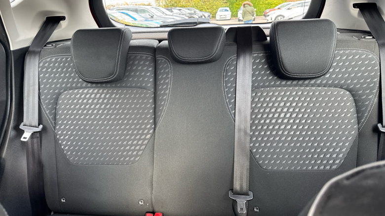 Ford Fiesta 1.1 Zetec 5dr Petrol Hatchback